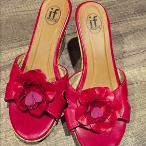 Red Floral Wedges